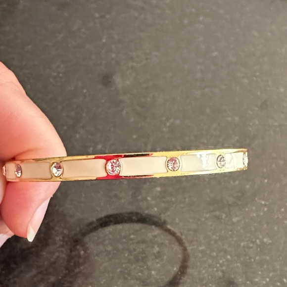 Kate Spade White Enamel Crystals
Hinge Bangle Bracelet Great Condition Like New - Picture 1 of 7